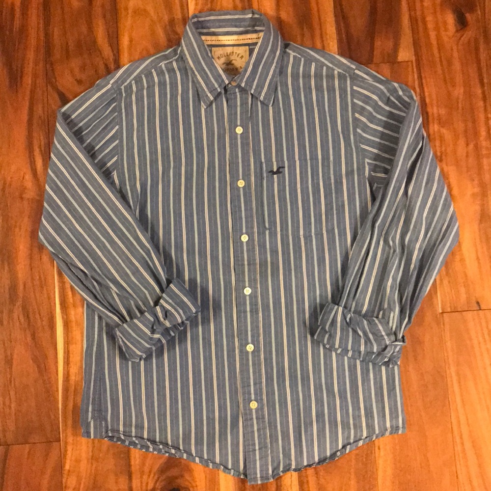 Hollister casual button down shirt.